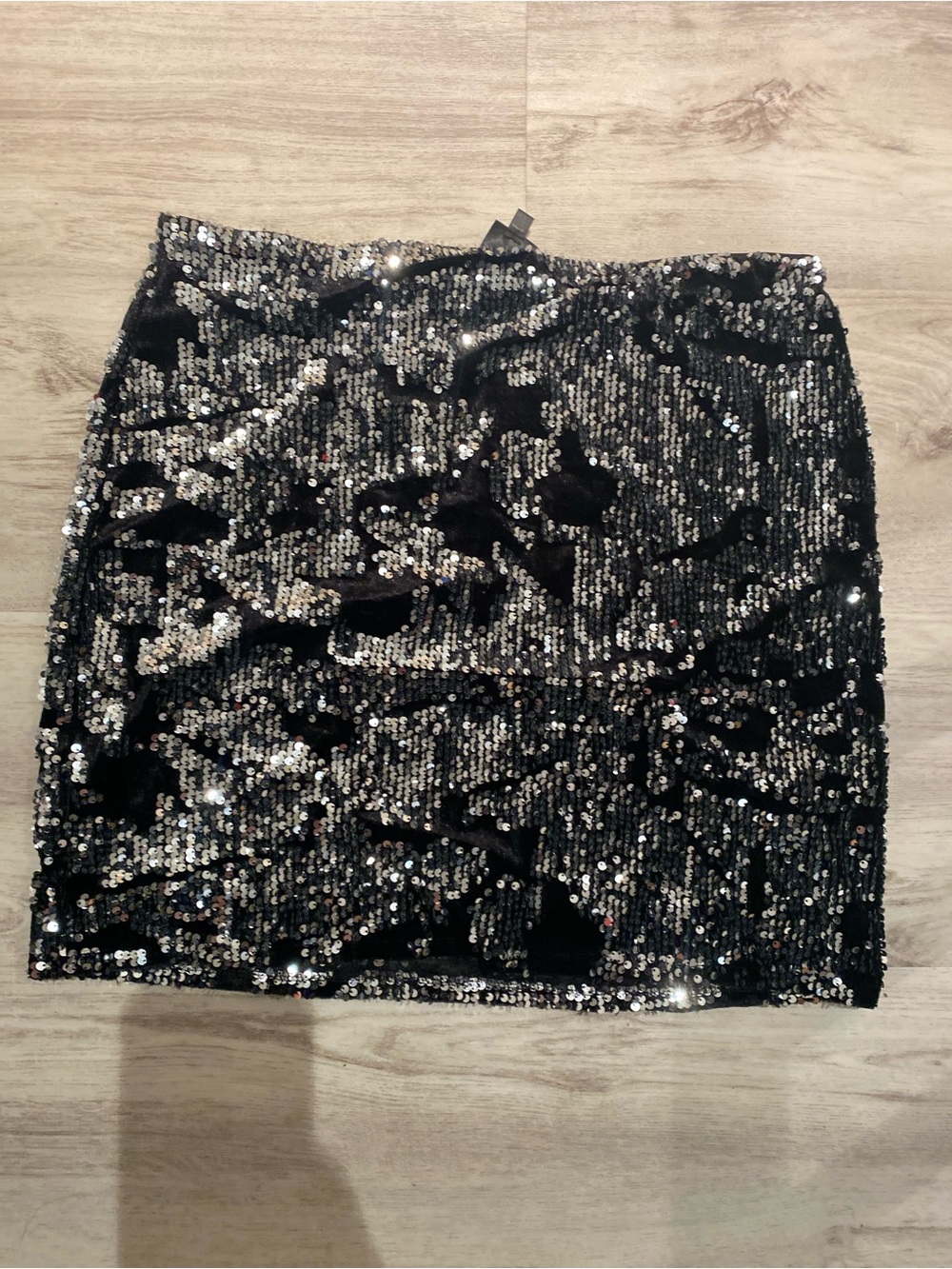 NWT Reitmans Black Sequin Mini Skirt